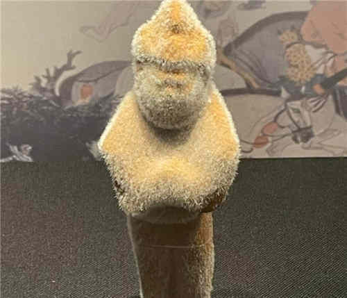 有些文物陶俑为什么表面会长毛