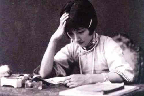 陆小曼的三个追求者