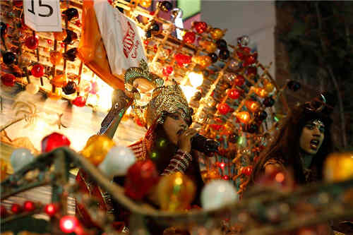 印度十胜节的庆祝方式是什么