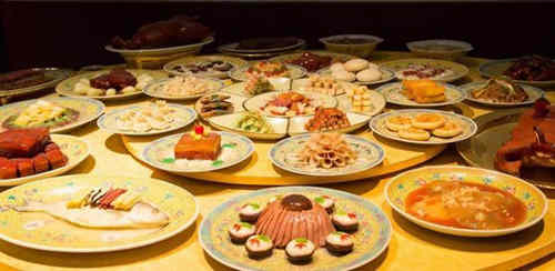 古代皇帝吃不完的饭菜怎么处理