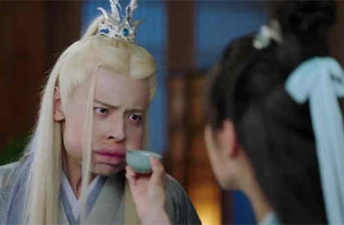 《琉璃》腾蛇为何会做璇玑的灵兽