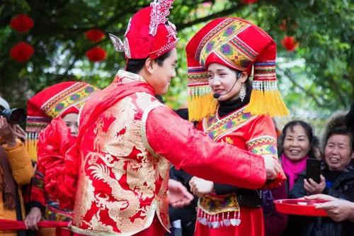 壮族的婚姻风俗