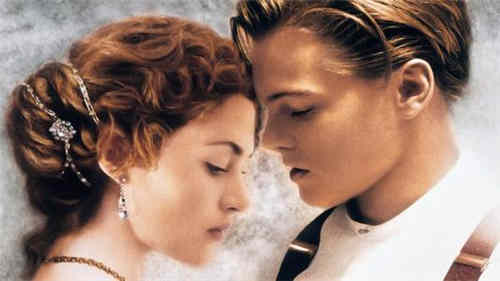 1997年12月19日：《泰坦尼克号》公映