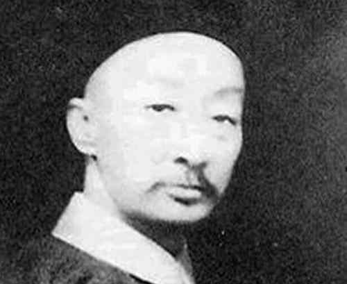 荣禄生平简介