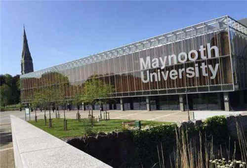 梅努斯大学简介