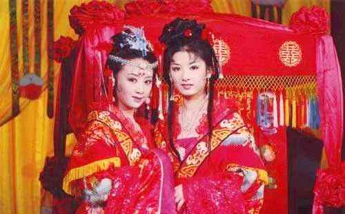 《上错花轿嫁对郎》讲的什么故事