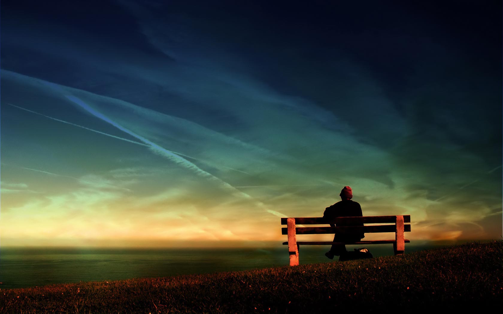 夕阳西下坐在排椅上的老人与海PPT背景图片 露珠的绿叶上休息的七星瓢虫PPT背景图片